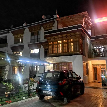 Gangs-Shun Homestay Leh Exterior foto