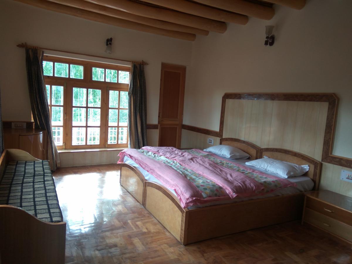 Gangs-Shun Homestay Leh Exterior foto